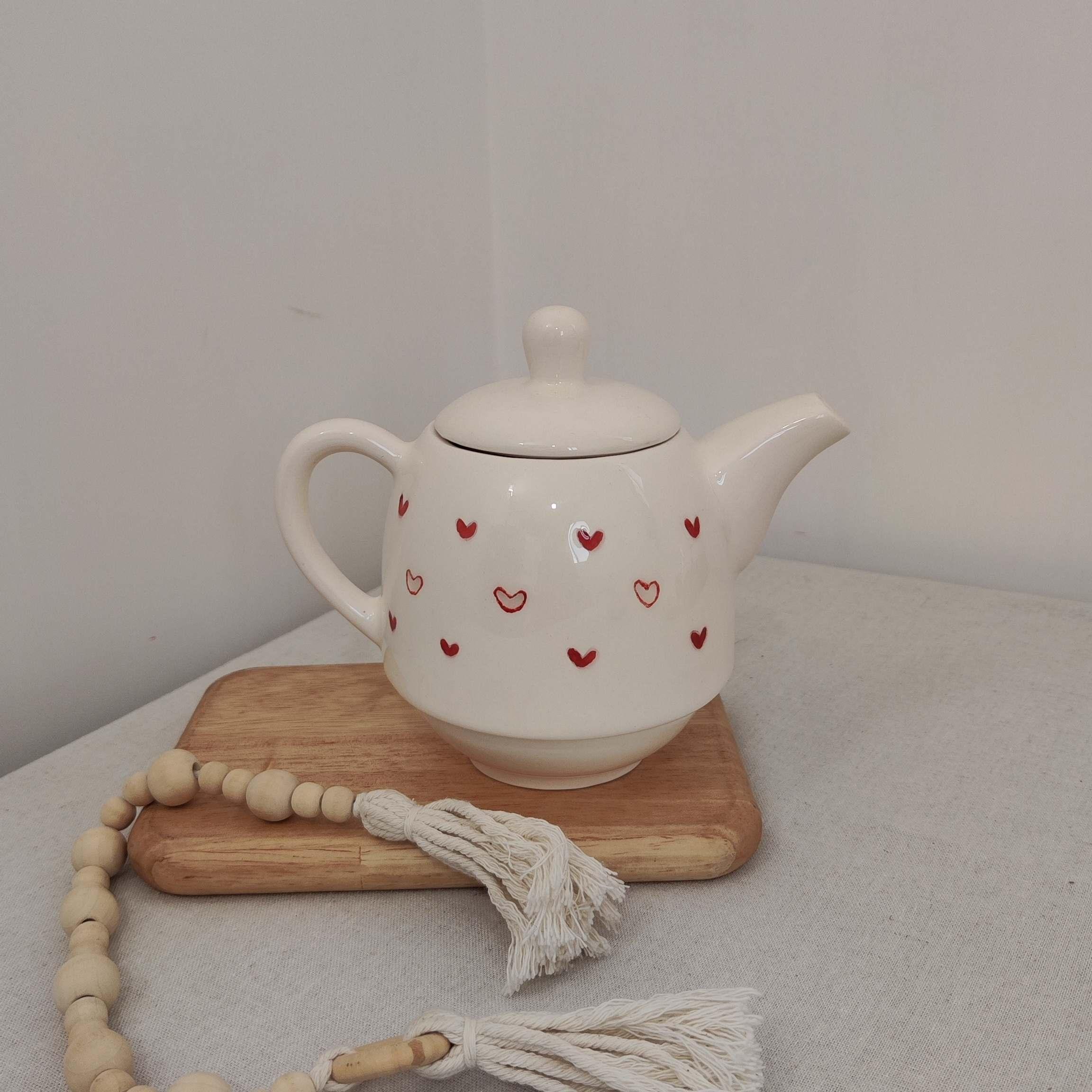 قوری کوچک لاو