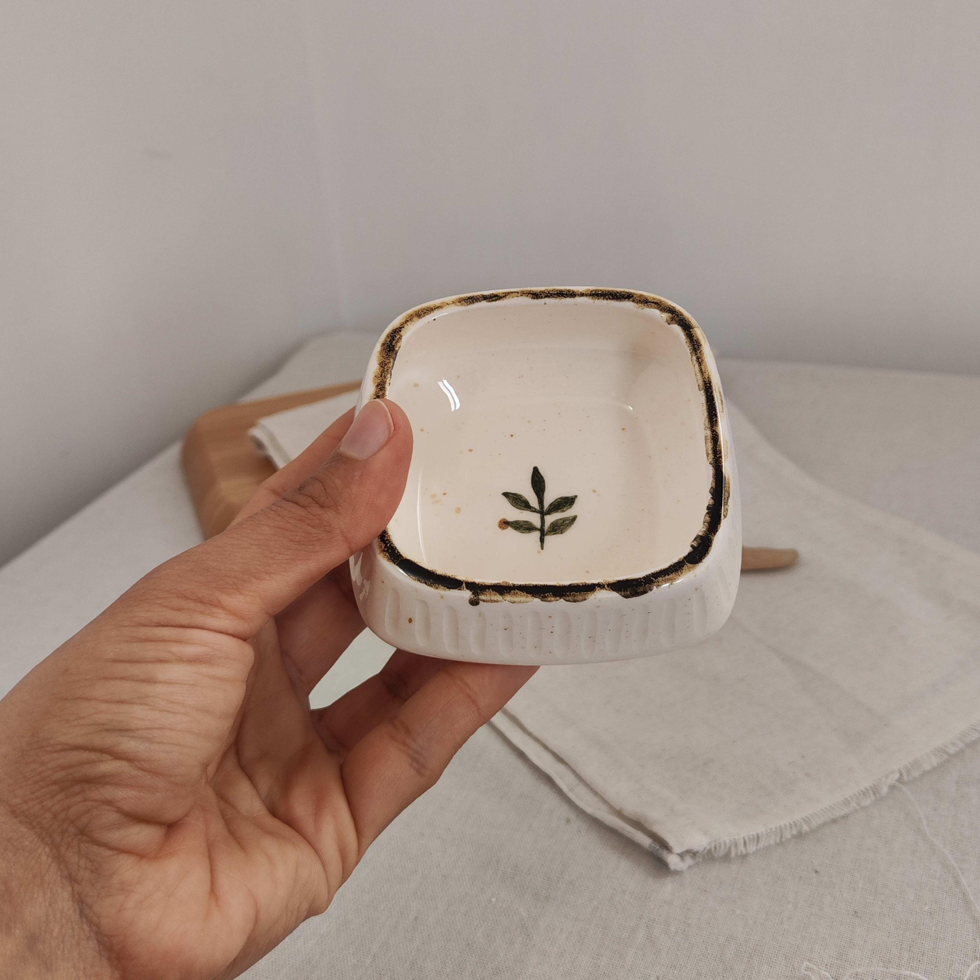 پیاله مربع رستیک